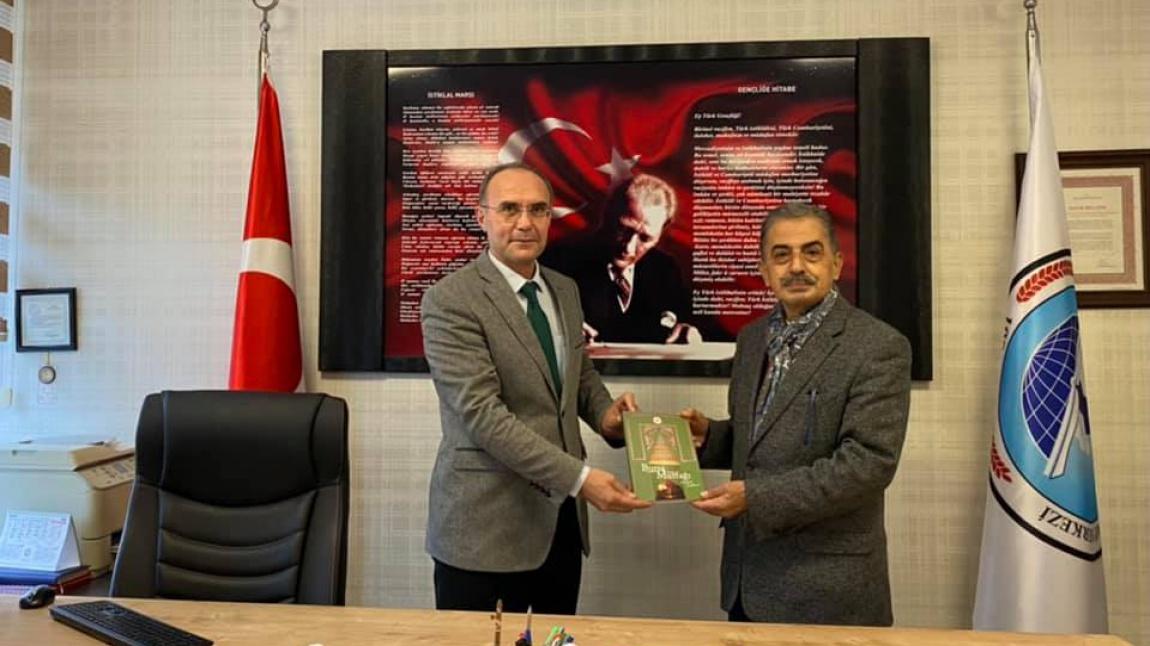 Bursa İl Kültür Turizm Önceki Müdürü Sn Ahmet Gedik'in Kurumumuzu ziyaretinden...